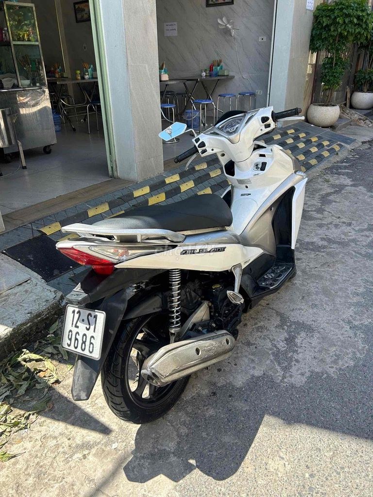 Honda 2012 - ảnh 1
