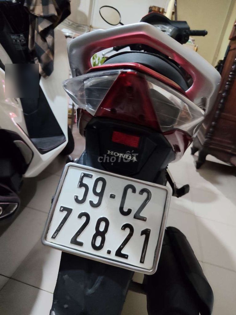Honda 2010 - ảnh 1