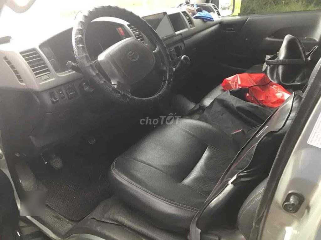 Toyota Hiace 2008 - ảnh 3