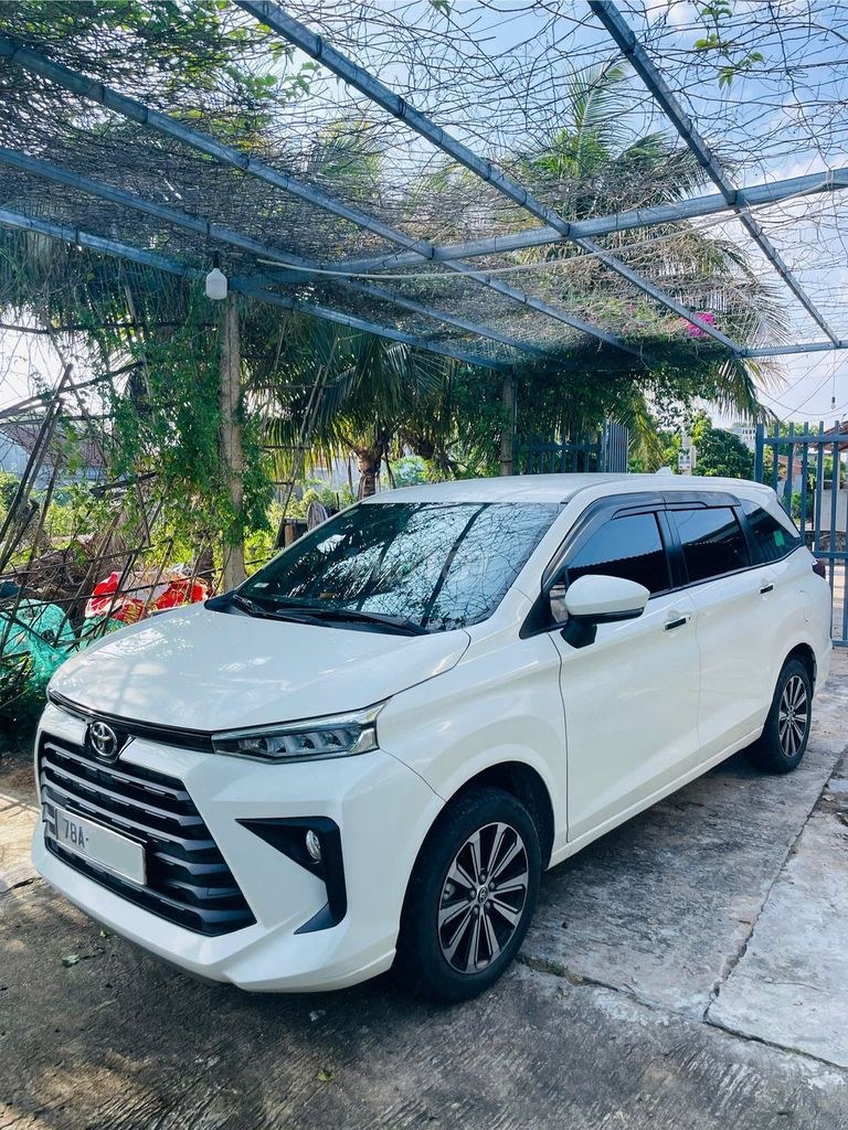 Toyota Avanza Premio 2022 - ảnh 1