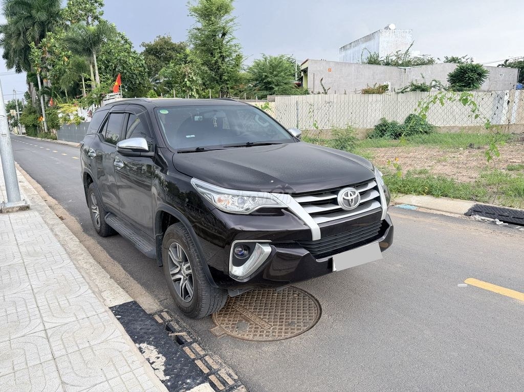 Toyota Fortuner 2018 - ảnh 1