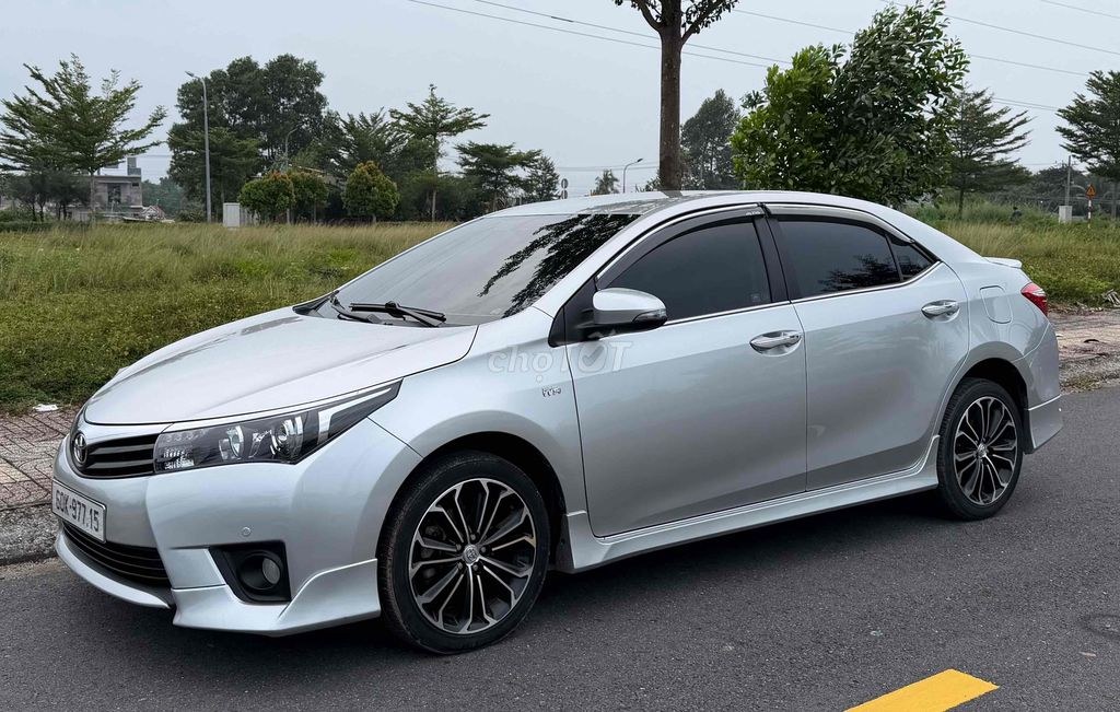 Toyota Corolla Altis 2014 - ảnh 2