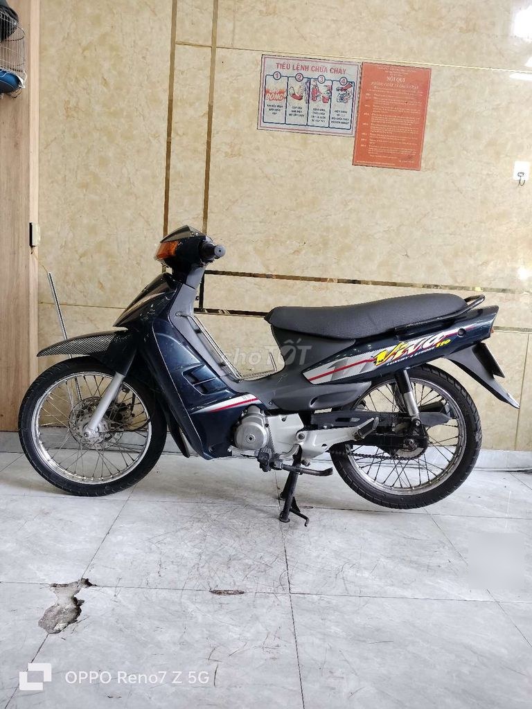 Suzuki 2003 - ảnh 1