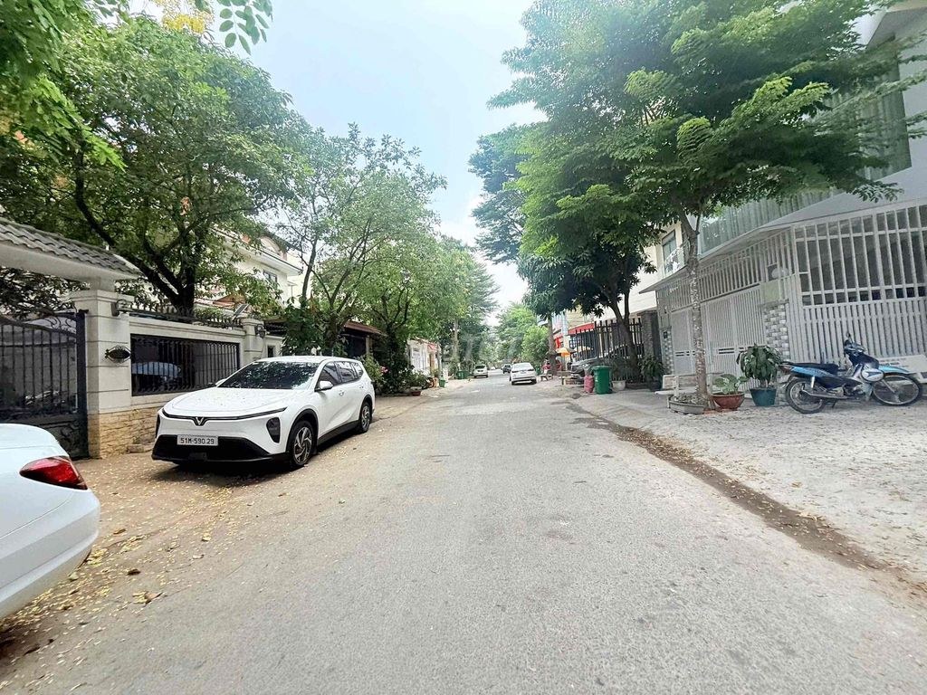 Bất động sản tại Tp Hồ Chí Minh - ảnh 1