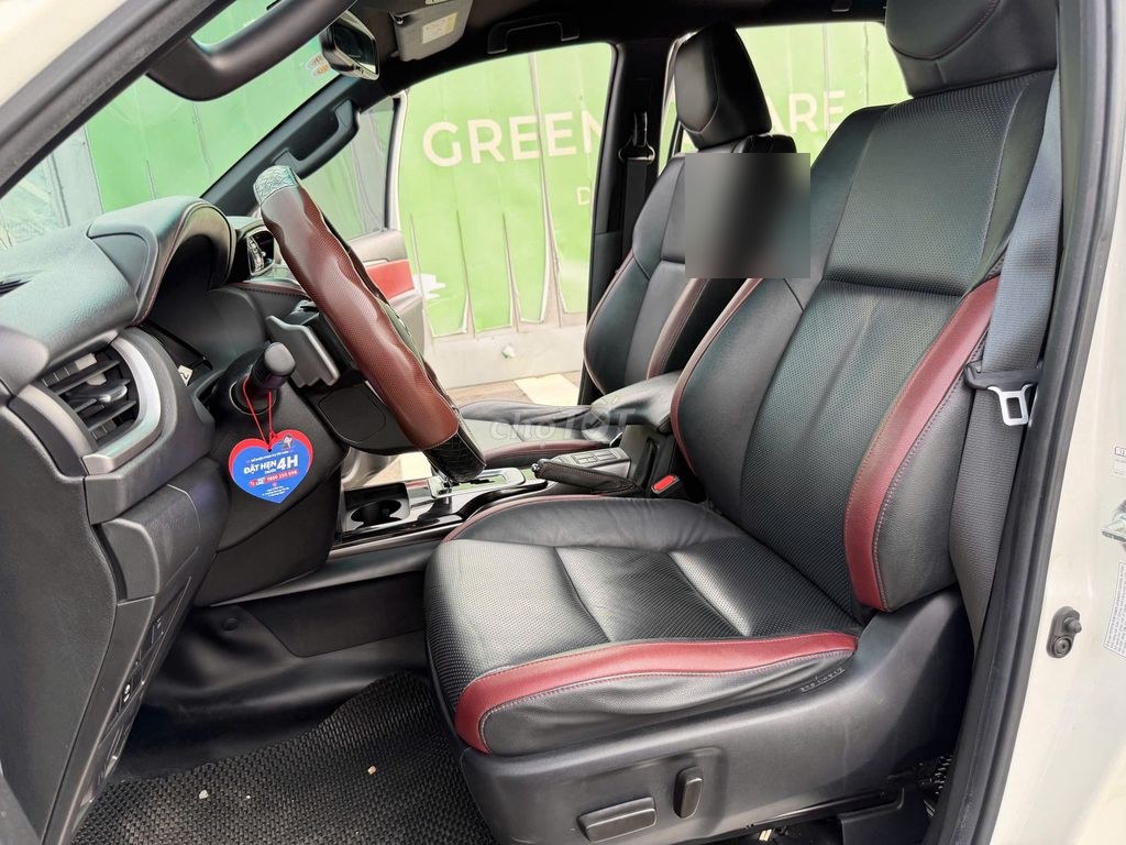 Toyota Fortuner 2020 - ảnh 2