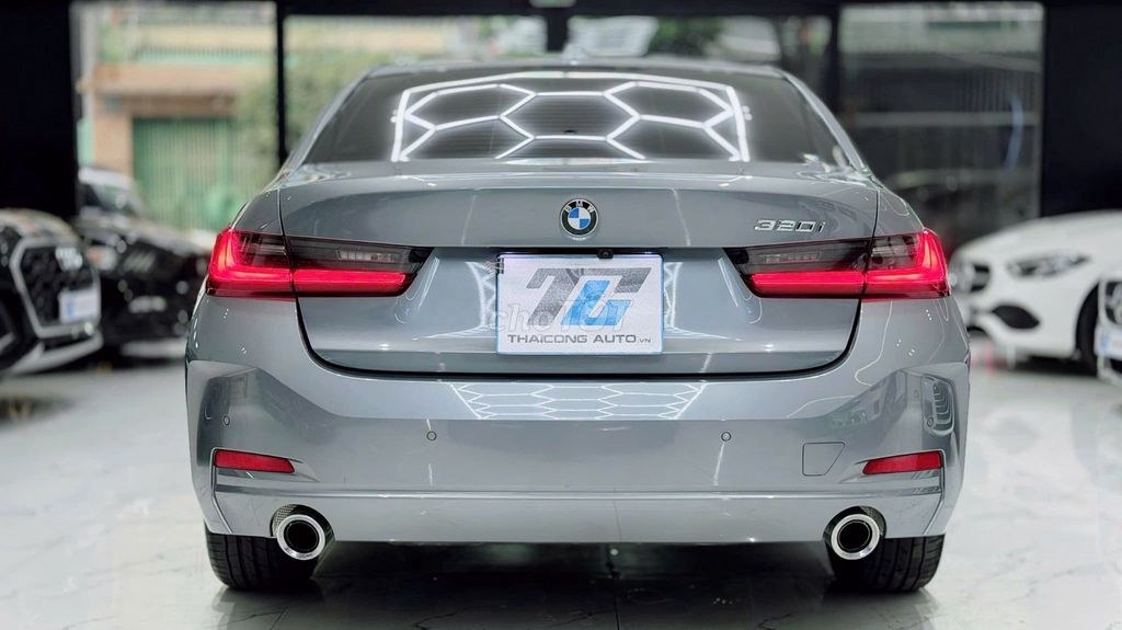 BMW 3 Series 2023 - ảnh 2