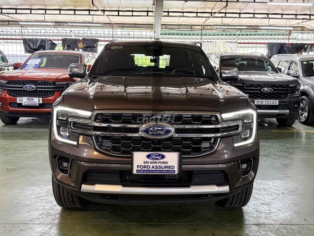 Ford Everest 2022 - ảnh 1