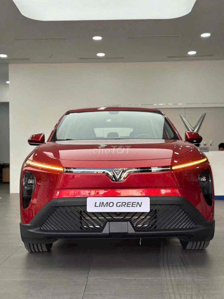 VinFast Limo Green 2026 - ảnh 1