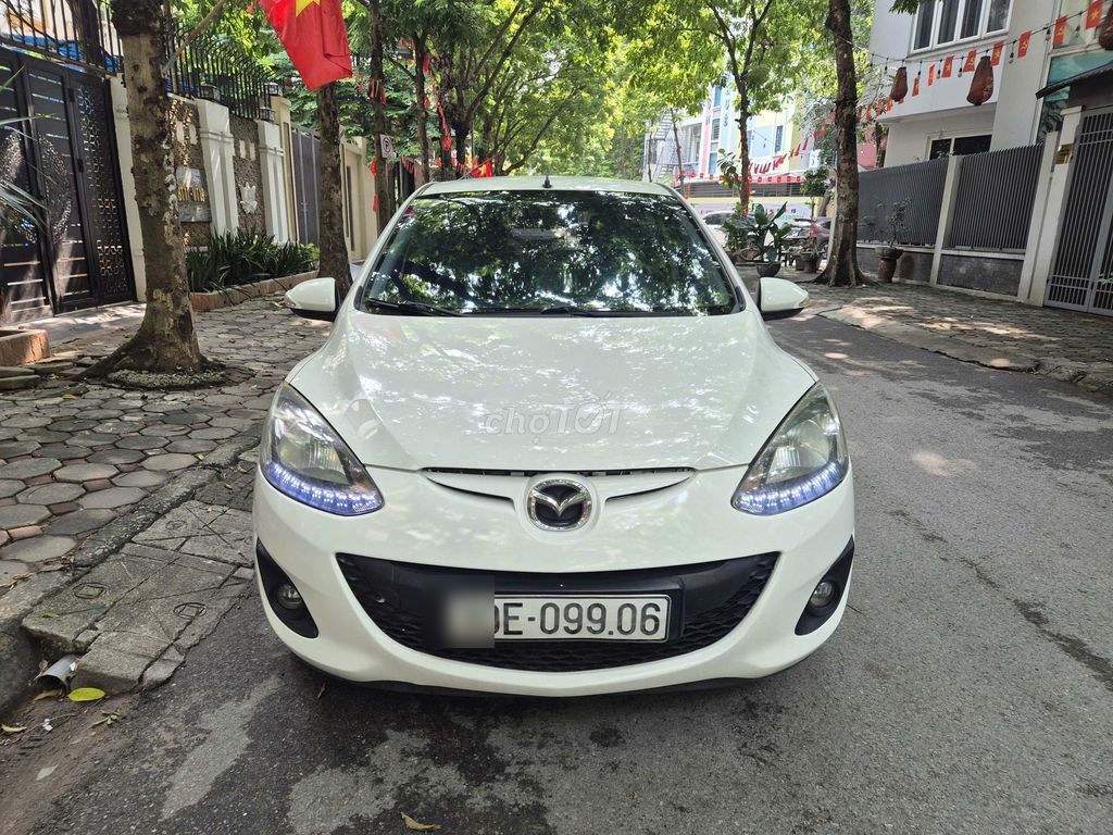 Mazda 2 2014 - ảnh 1