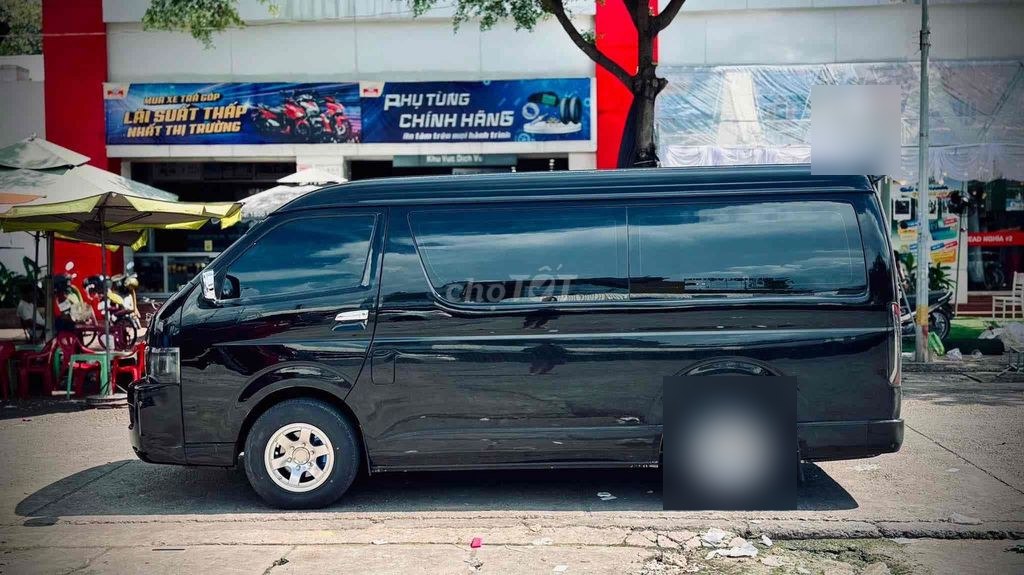 Toyota Hiace 2009 - ảnh 3