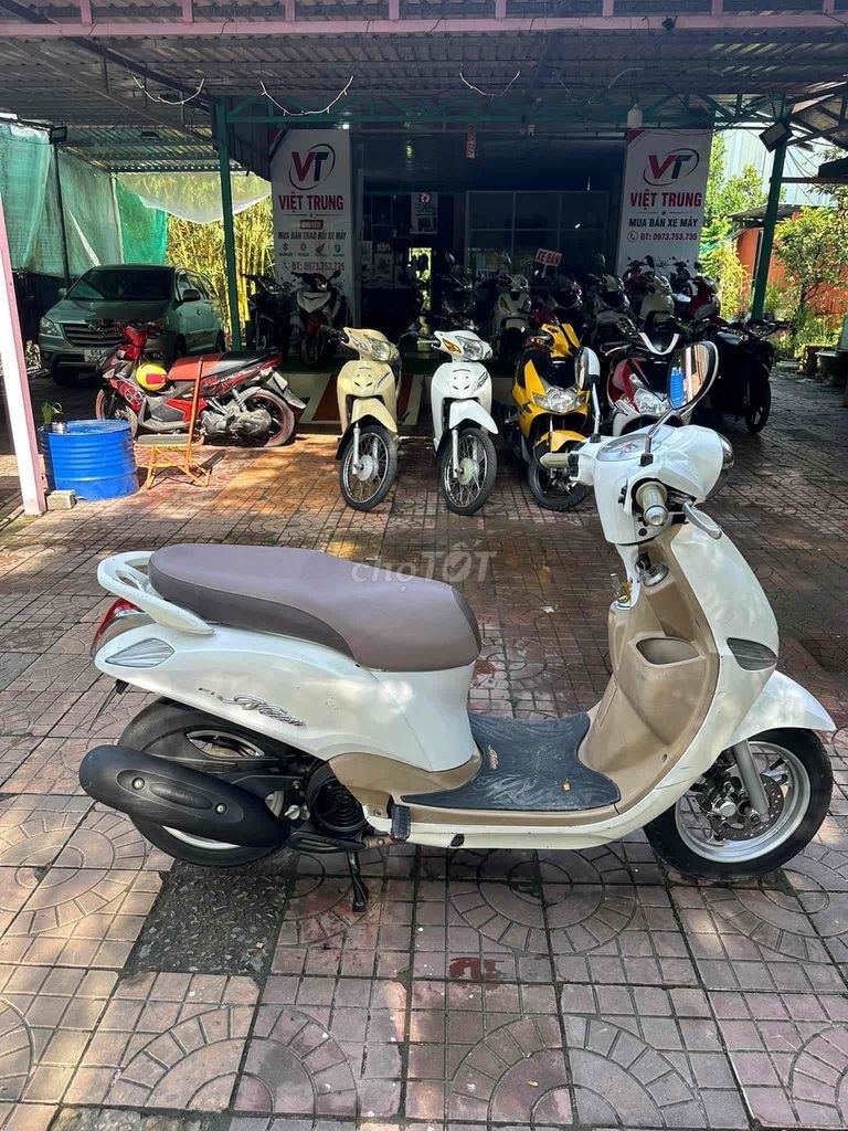 Yamaha 2011 - ảnh 1