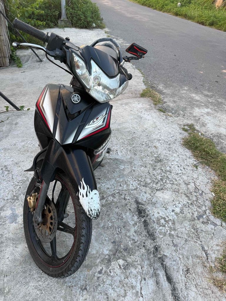 Yamaha 2012 - ảnh 1