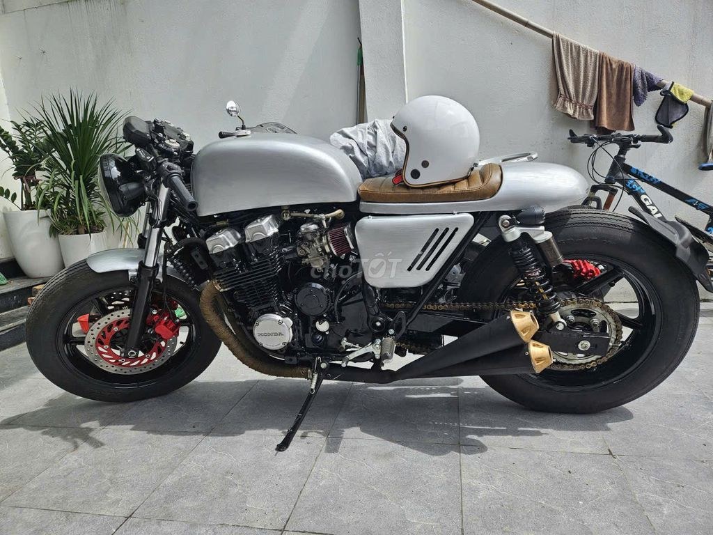 Honda 2000 - ảnh 1