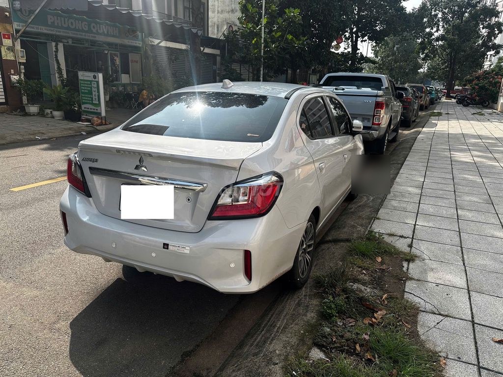 Mitsubishi Attrage 2021 - ảnh 2