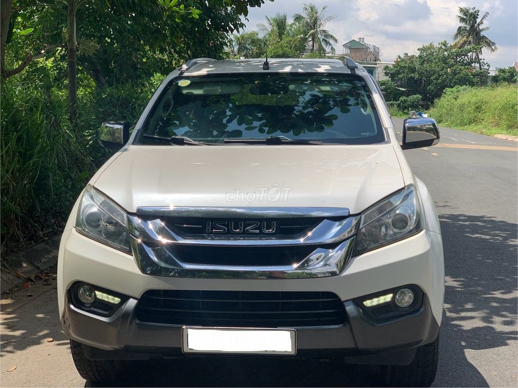 Isuzu Mu X 2016 - ảnh 1
