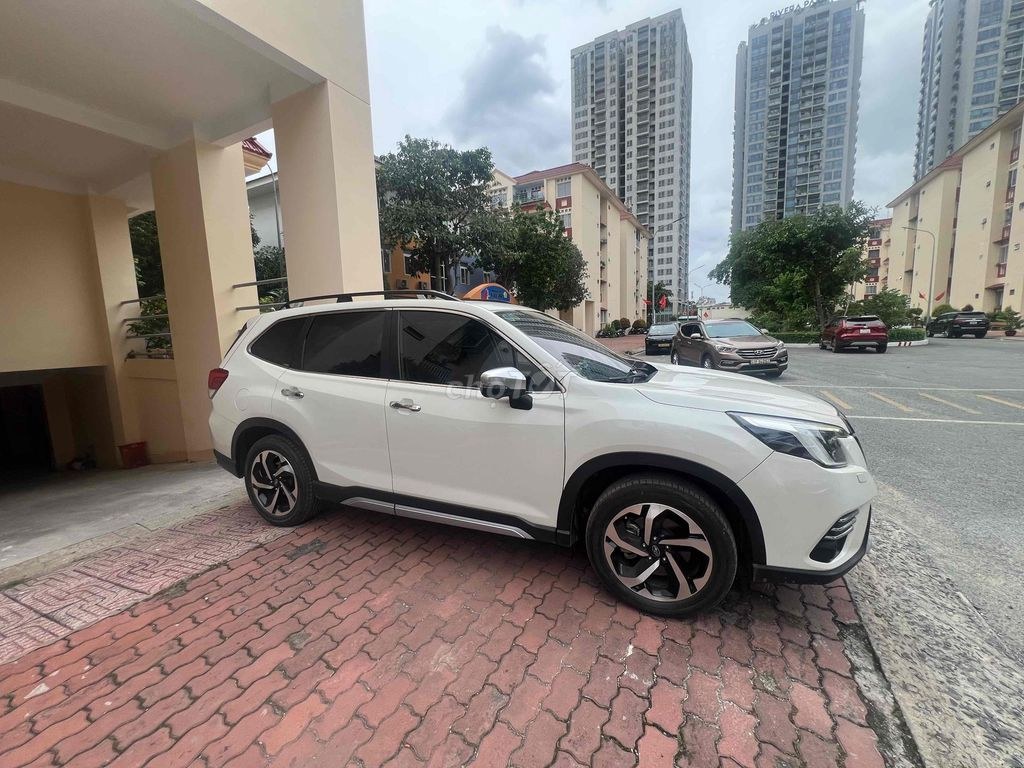 Subaru Forester 2023 - ảnh 1