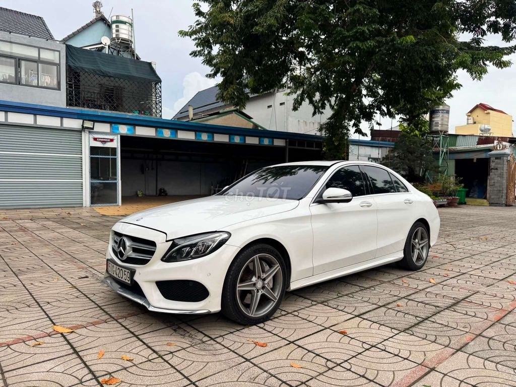 Mercedes Benz C Class 2016 - ảnh 1