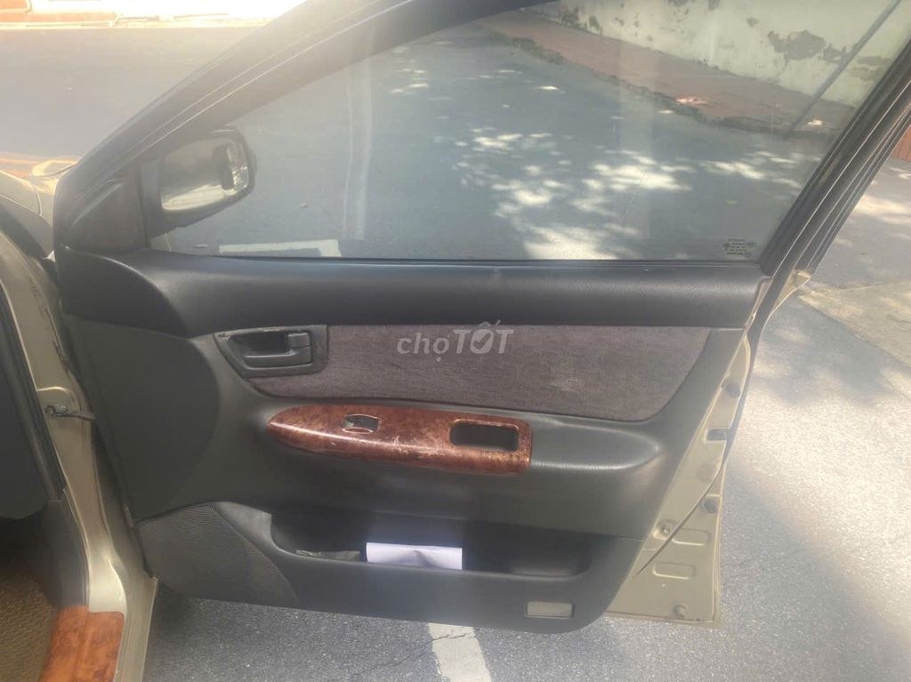 Toyota Corolla Altis 2005 - ảnh 2