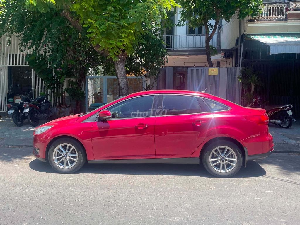 Ford Focus 2018 - ảnh 1