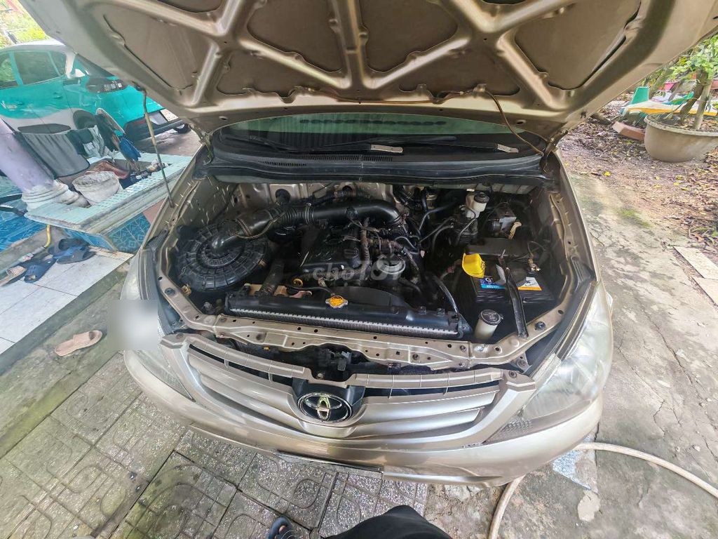 Toyota Innova 2009 - ảnh 1