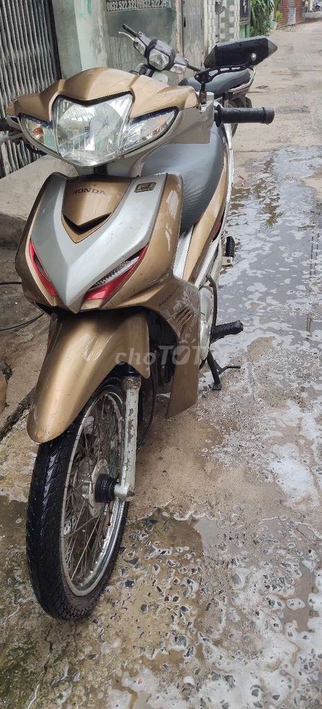Honda 2010 - ảnh 1
