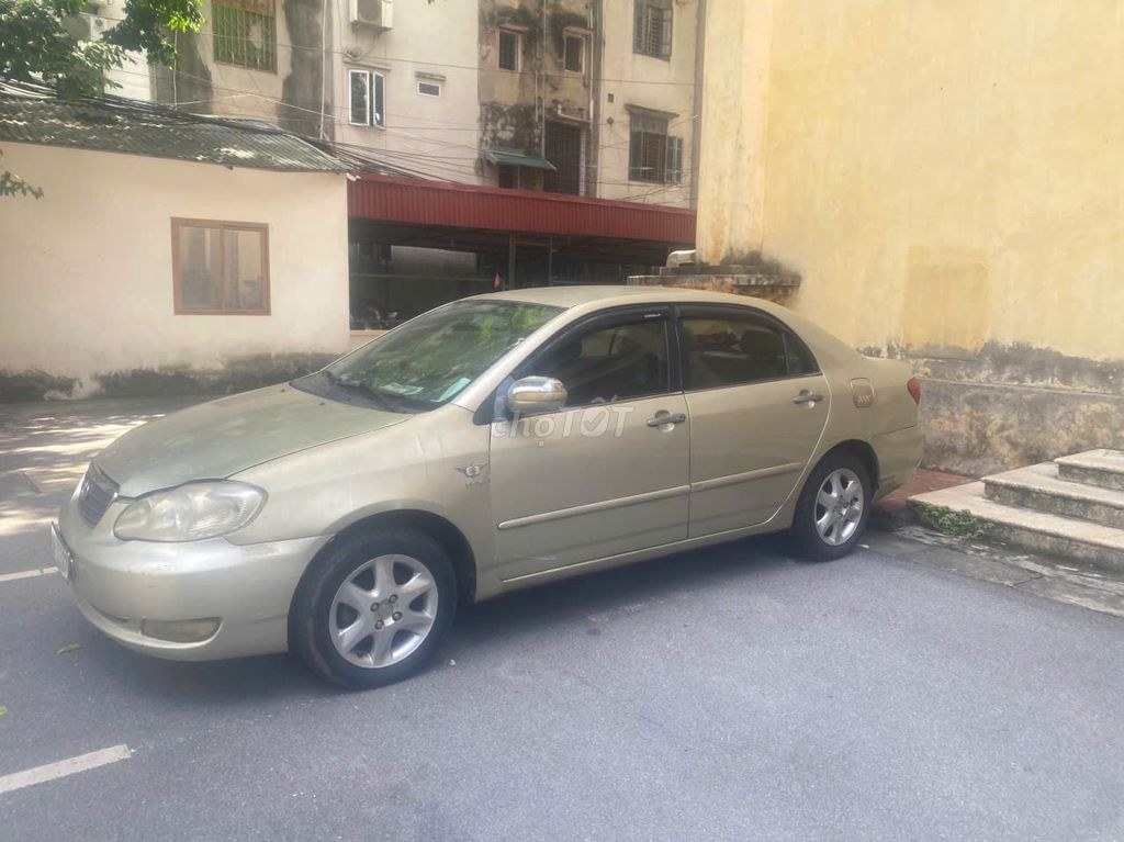 Toyota Corolla Altis 2005 - ảnh 3