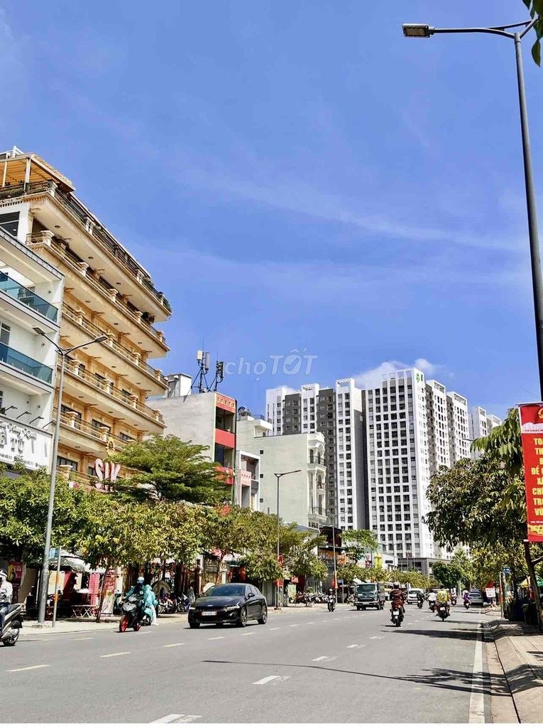 Real estate in Tp Hồ Chí Minh - photo 1