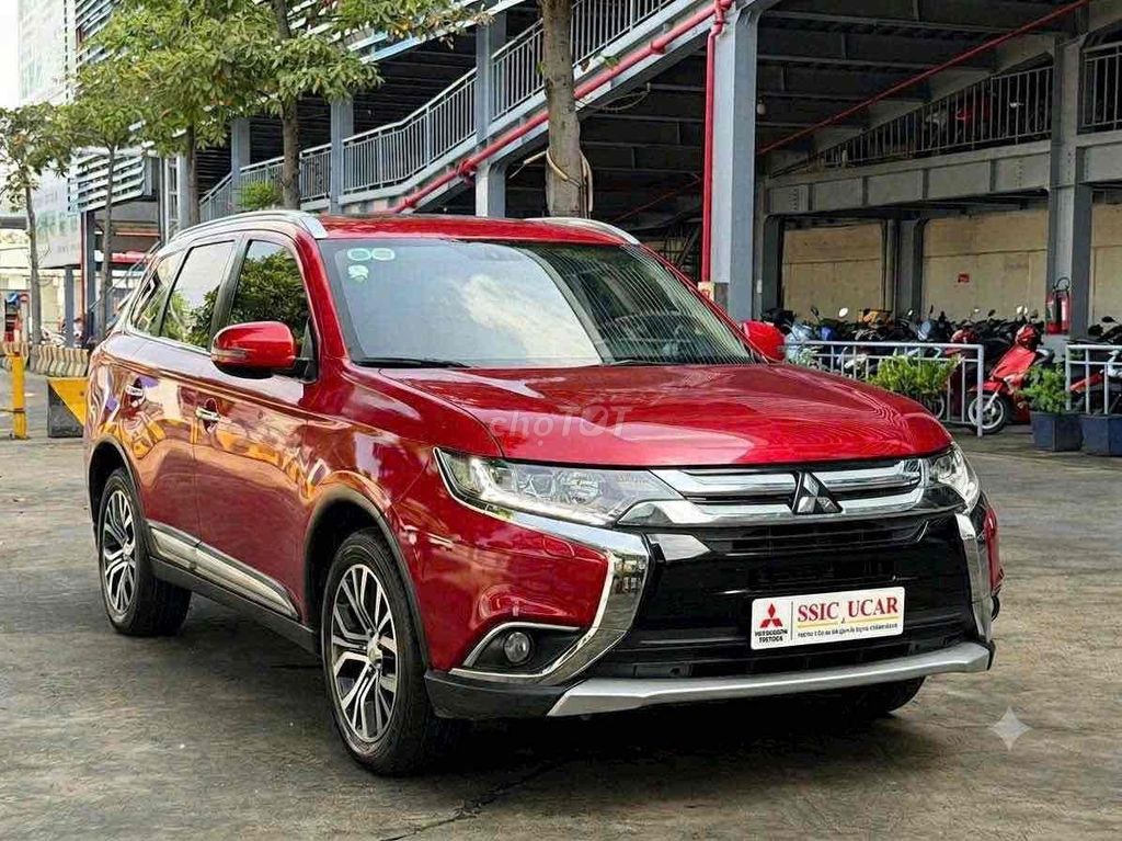 Mitsubishi Outlander 2018 - ảnh 1