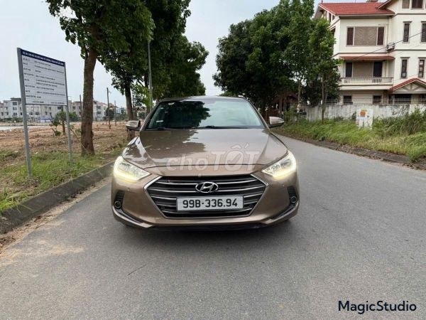 Hyundai Elantra 2016 - ảnh 1