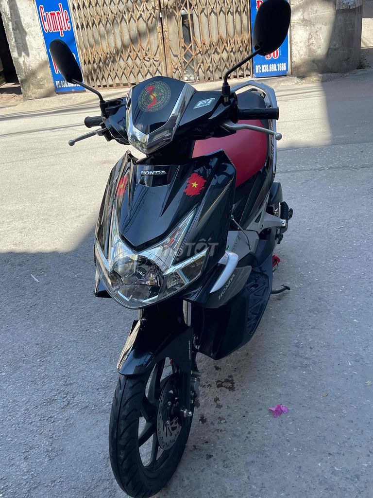 Honda 2010 - ảnh 1