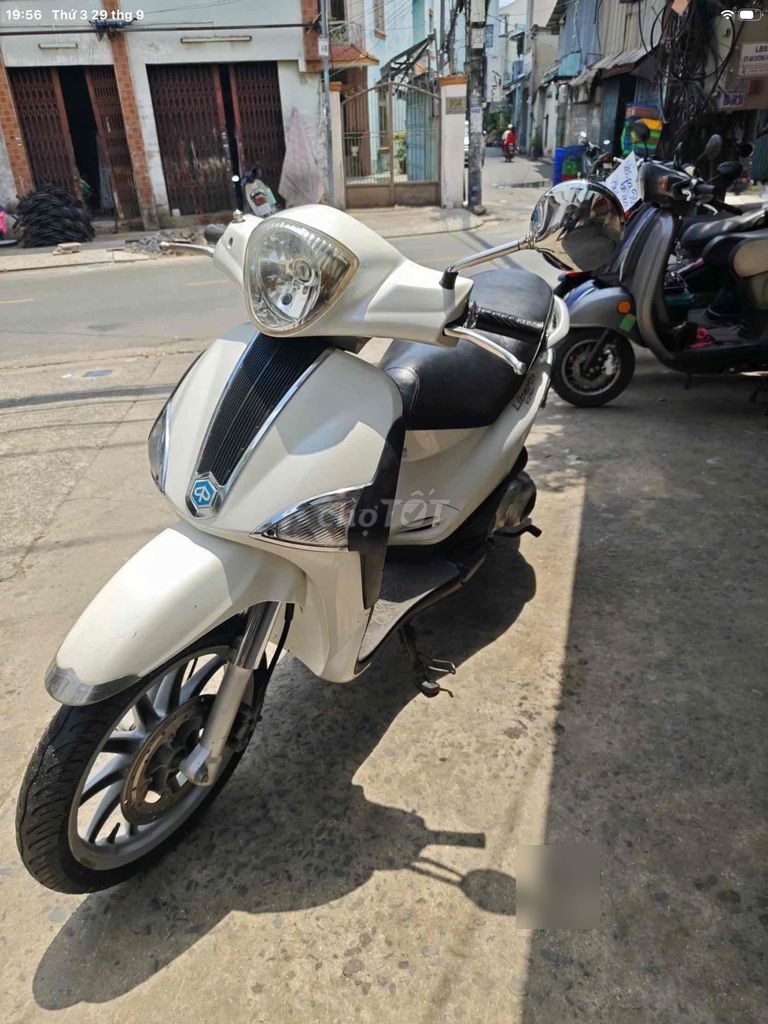 Piaggio 2013 - ảnh 1