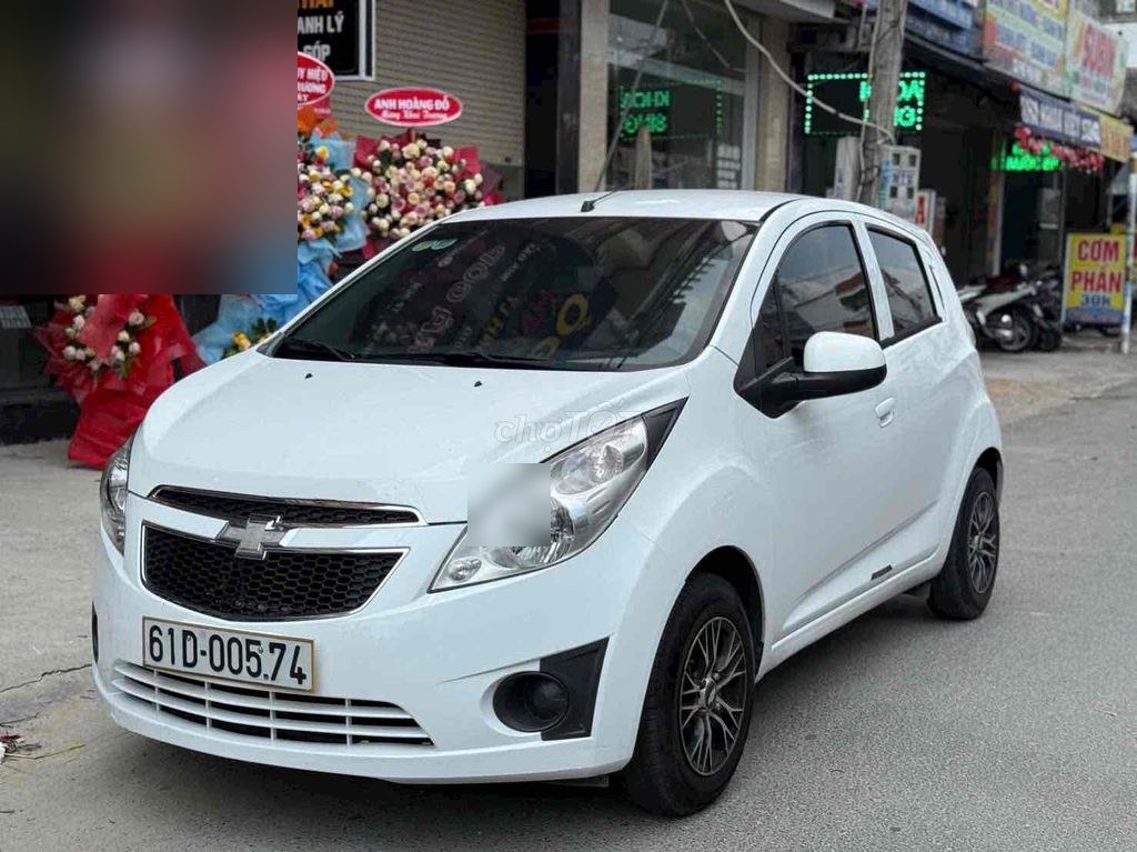 Chevrolet Spark 2011 - ảnh 1
