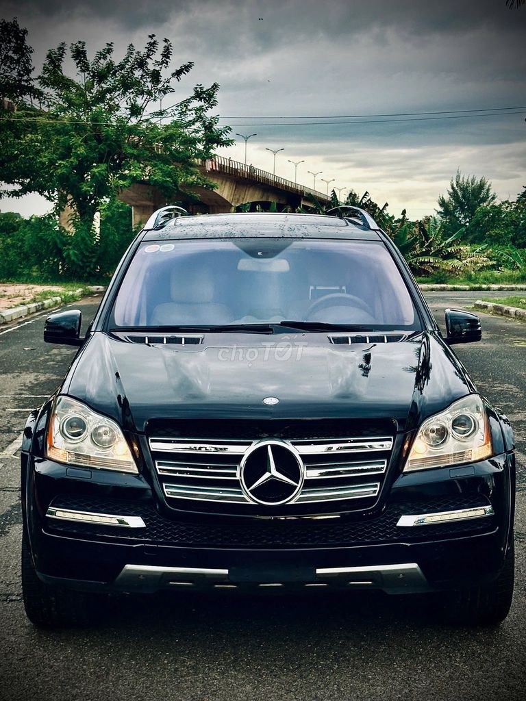 Mercedes Benz Dòng khác 2011 - ảnh 1