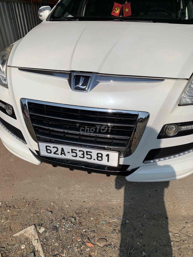 Luxgen U7 2012 - ảnh 1