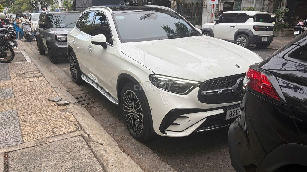 Mercedes Benz GLC 2025 - ảnh 1