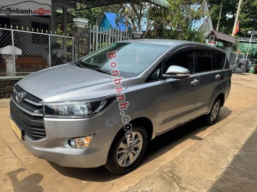 Toyota Innova 2.0E 2016 - ảnh 2