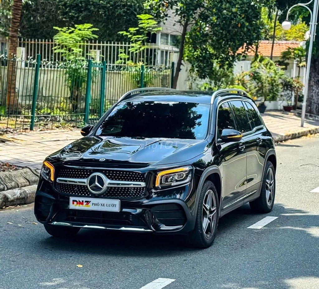 Mercedes Benz GLB 2023 - ảnh 1