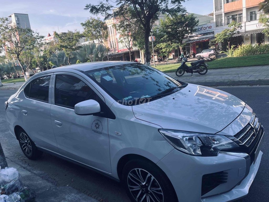 Mitsubishi Attrage 2024 - ảnh 1