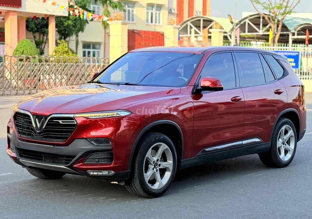VinFast Lux SA2.0 2019 - ảnh 2