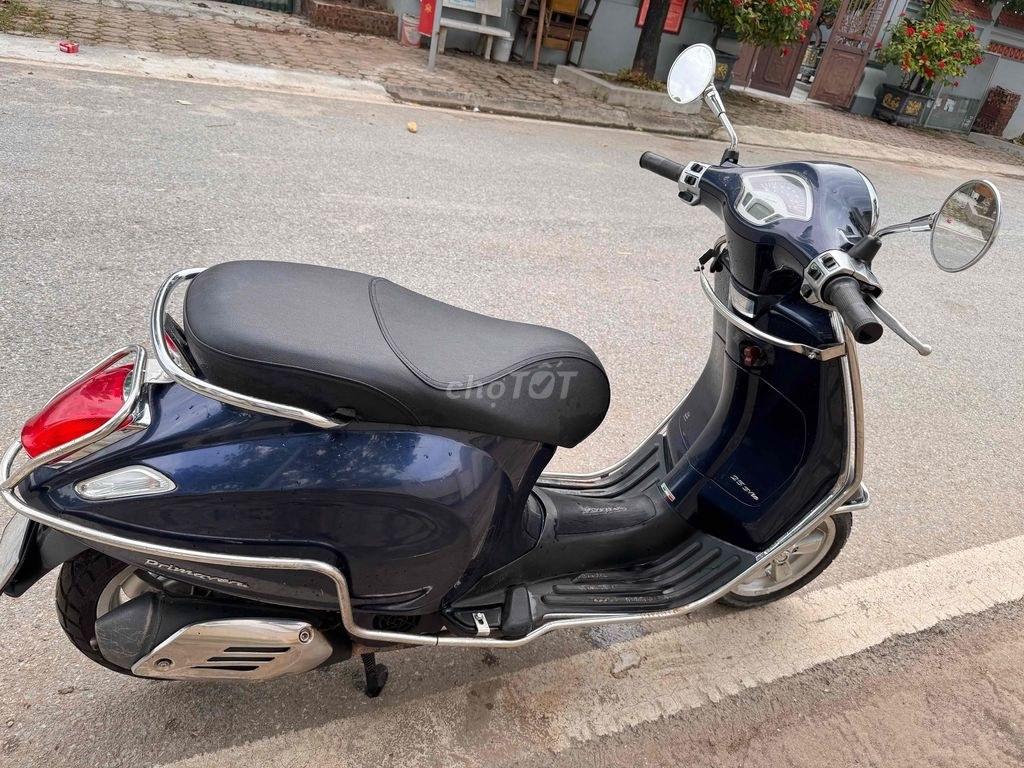 Piaggio 2014 - ảnh 1