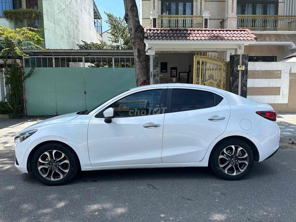 Mazda 2 2016 - ảnh 1