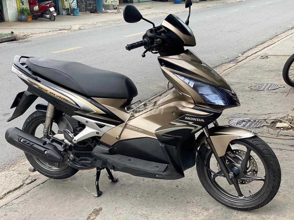 Honda 2010 - ảnh 2