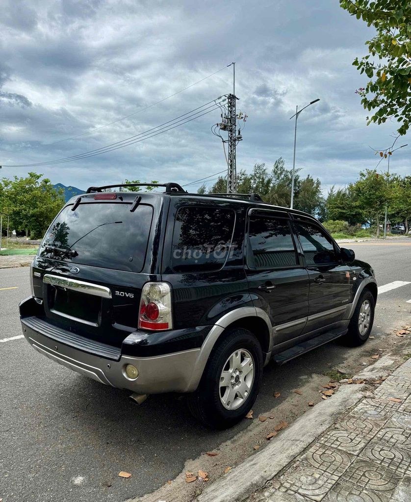 Ford Escape 2004 - ảnh 1