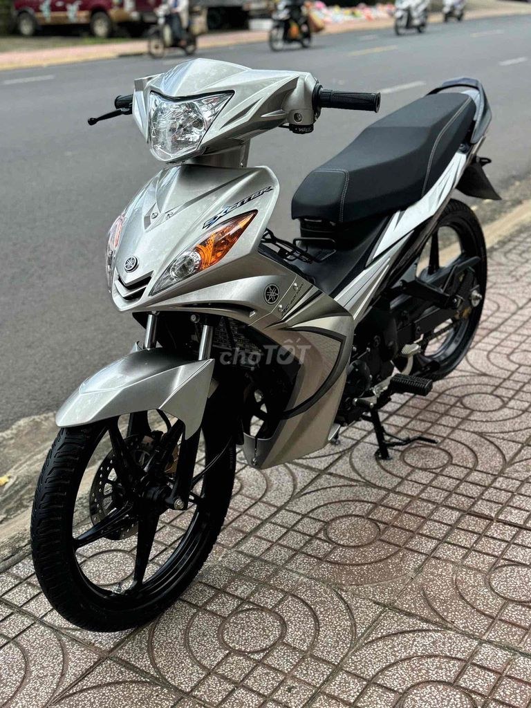 Yamaha 2012 - ảnh 1