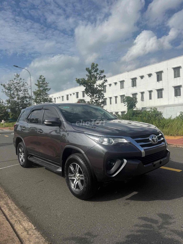 Toyota Fortuner 2017 - ảnh 3