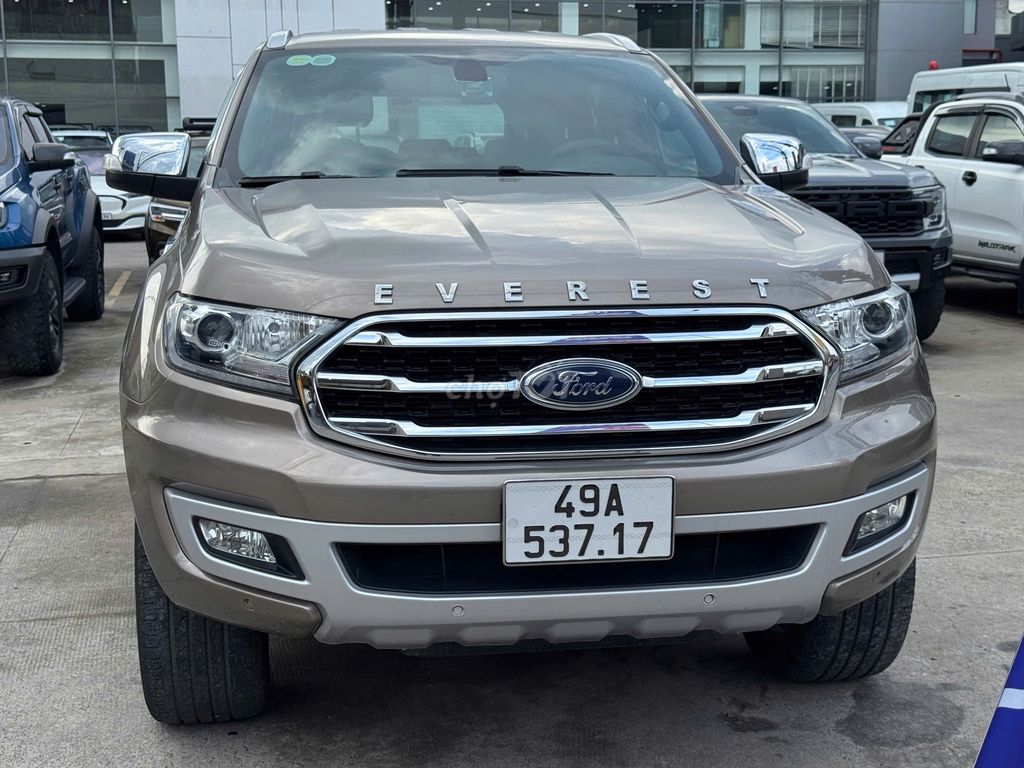 Ford Everest 2022 - ảnh 2