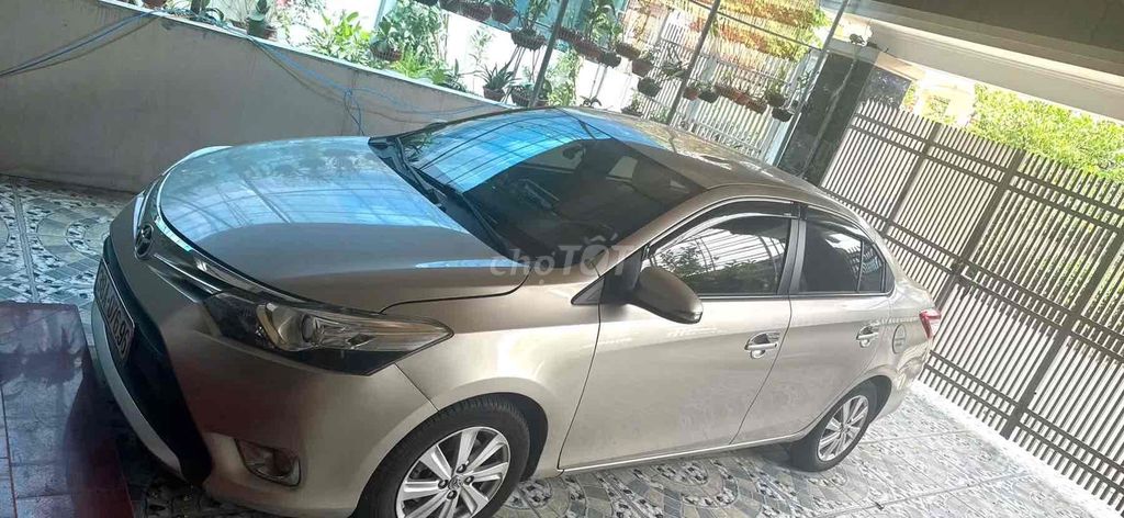 Toyota Vios - ảnh 1