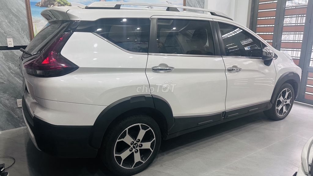 Mitsubishi Xpander Cross 2021 - ảnh 2