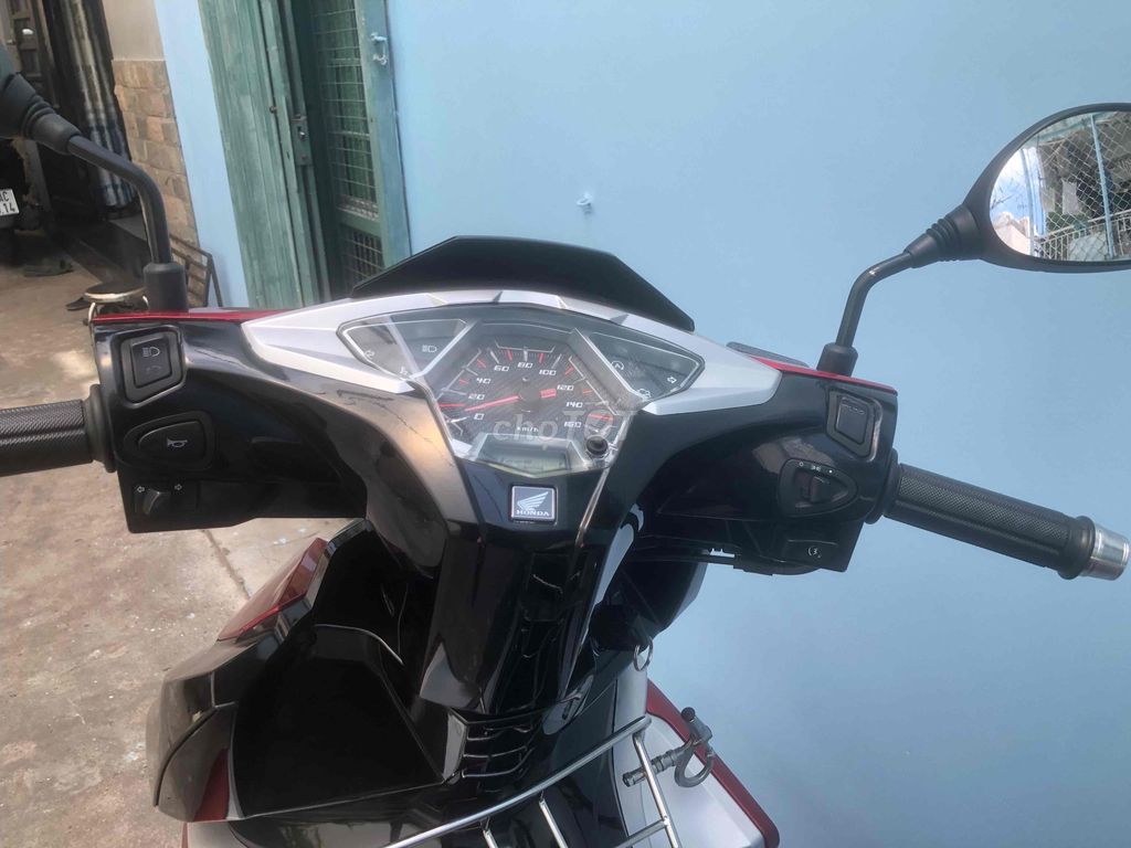 Honda Air Blade 2017 - ảnh 3