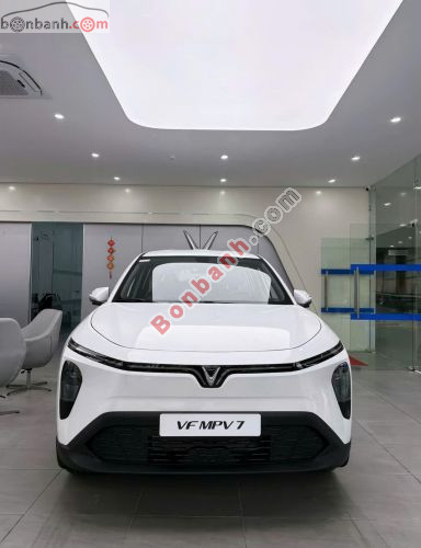 VinFast VF MPV 7 AT 2026 - ảnh 1
